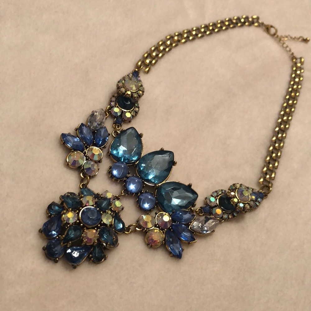 BEAUTIFUL NECKLACE